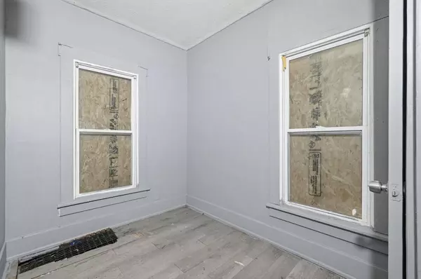 Benton Harbor, MI 49022,1096 Pearl Street