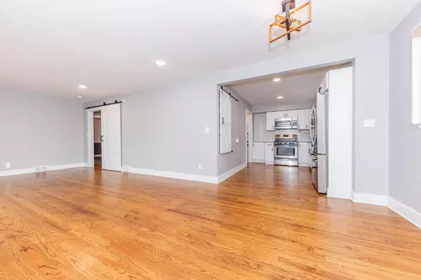 Ann Arbor, MI 48103,1836 Virnankay Circle