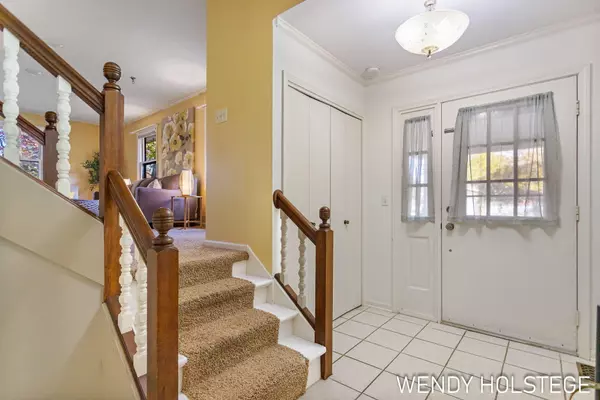 Holland, MI 49423,776 Meadowbrook Avenue