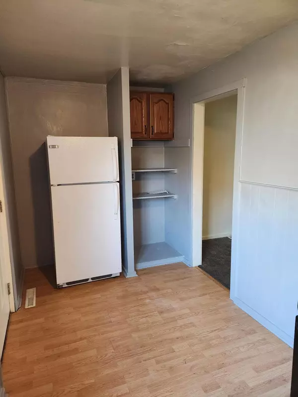 Westland, MI 48186,33114 Alaska Court