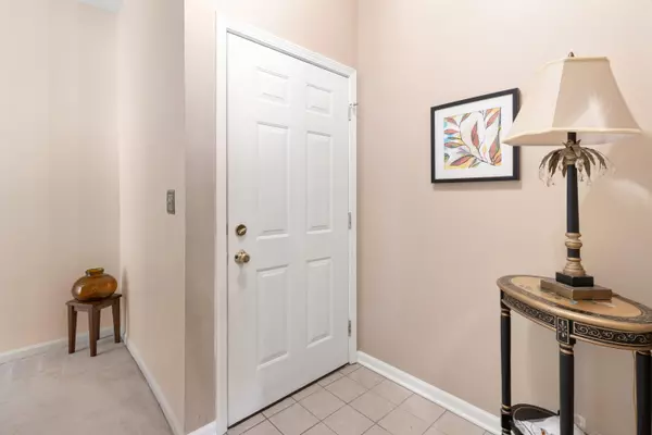 Ypsilanti, MI 48198,8183 Autumn Woods Trail