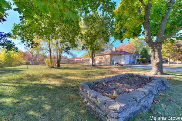 Norton Shores, MI 49441,655 E Ellis Road