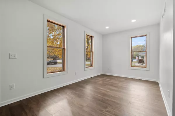 Marshall, MI 49068,315 E Hughes Street