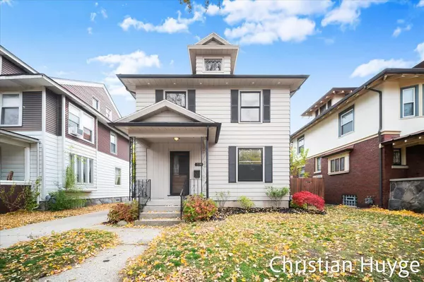 328 Carlton SE Avenue, Grand Rapids, MI 49506