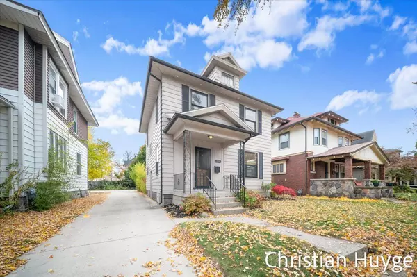 Grand Rapids, MI 49506,328 Carlton SE Avenue