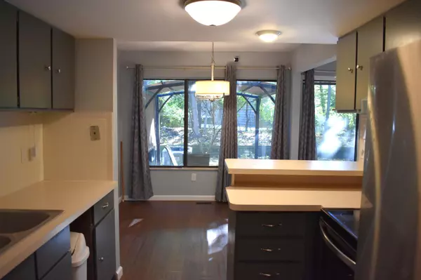 Kalamazoo, MI 49006,113 Inverness Court #C