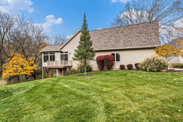 Grand Rapids, MI 49504,1789 Oakleigh Woods NW Drive