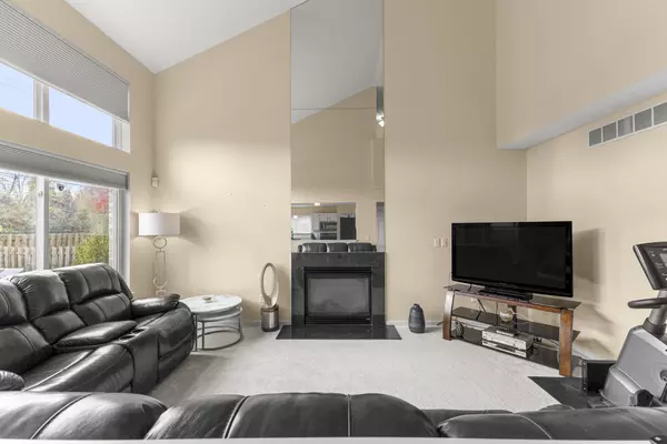 Westland, MI 48186,29705 Lacy Drive #77