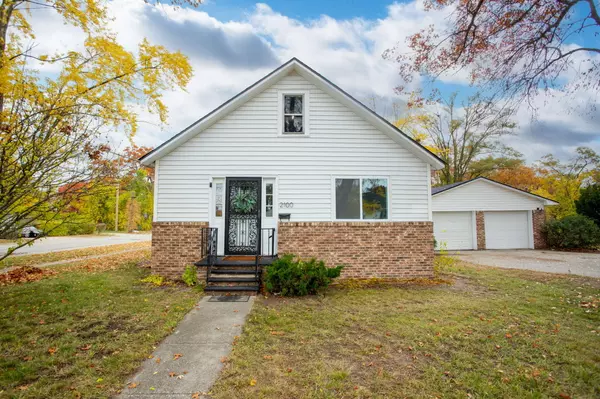 2100 Reynolds Street, Muskegon, MI 49444