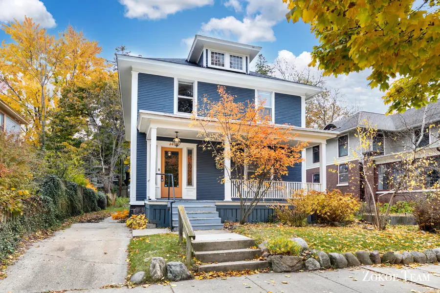 240 Calkins SE Avenue, Grand Rapids, MI 49506