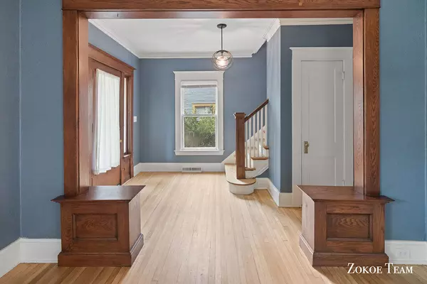 Grand Rapids, MI 49506,240 Calkins SE Avenue