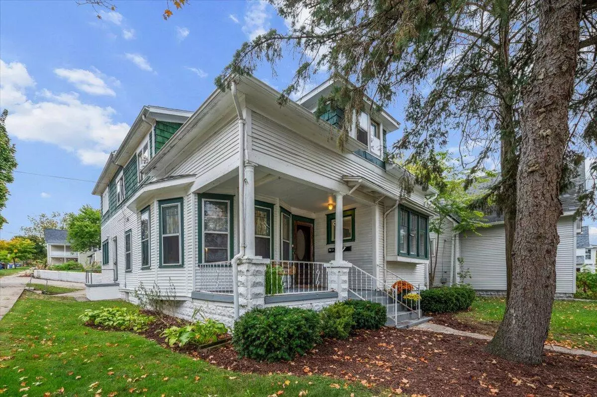 Grand Rapids, MI 49503,901 Baraga NE Street