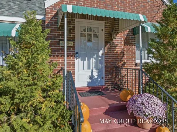 Grand Rapids, MI 49505,921 Eleanor NE Street