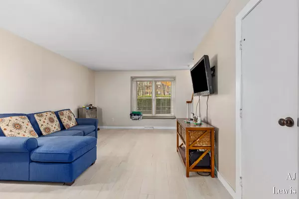 Grand Rapids, MI 49506,1878 Georgetown SE Drive