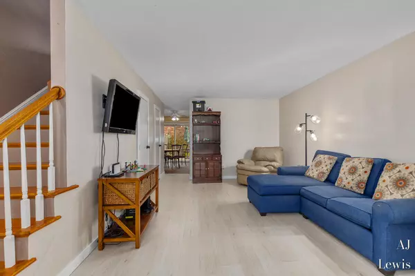 Grand Rapids, MI 49506,1878 Georgetown SE Drive