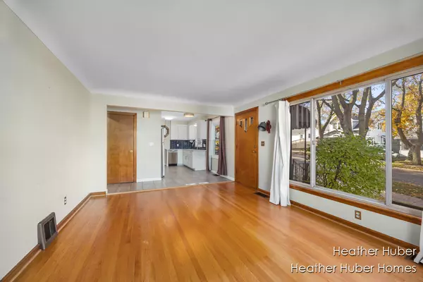 Grand Rapids, MI 49503,626 Houseman NE Avenue