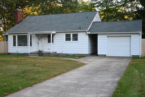 1947 Spencer Drive, Norton Shores, MI 49441
