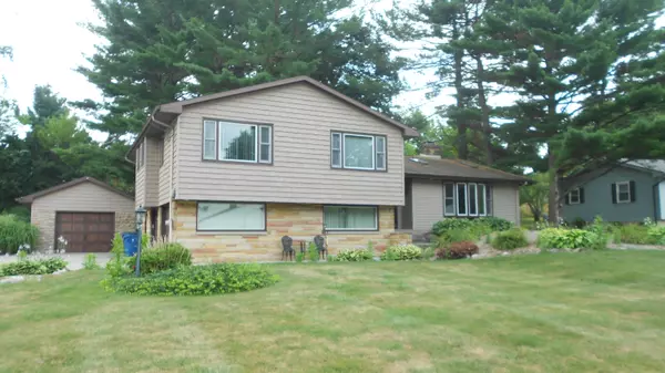 Kalamazoo, MI 49009,1090 Cadet Lane