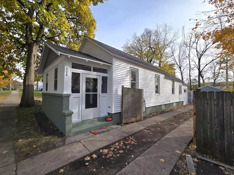 114 Barnett NE Street, Grand Rapids, MI 49503
