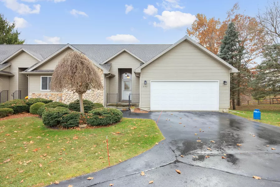 7197 Hawthorne Circle, Goodrich Vlg, MI 48438