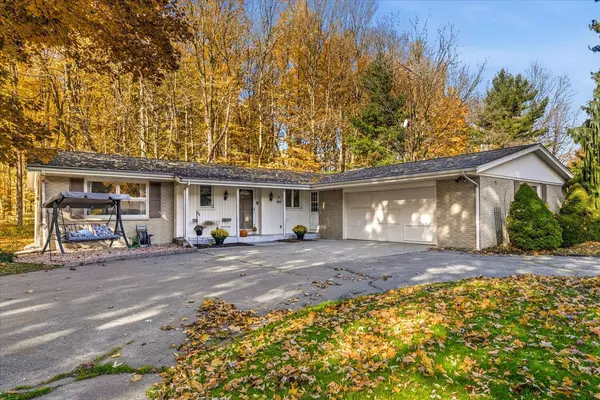 Kalamazoo, MI 49004,3913 Stonegate Road