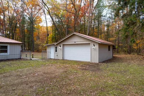 Allegan, MI 49010,1274 42nd Street