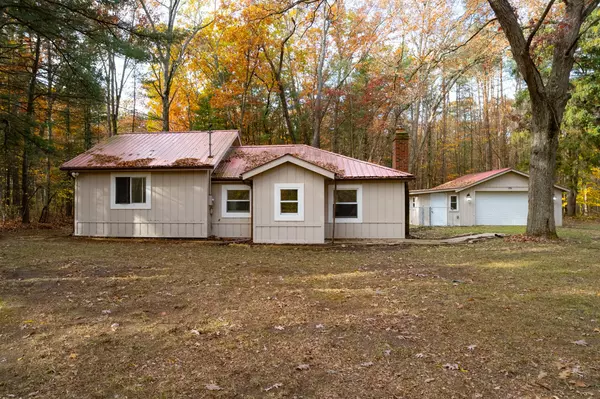 Allegan, MI 49010,1274 42nd Street