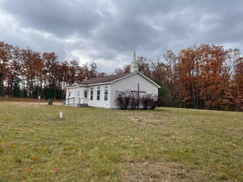 16486 Steinberg Road, Wellston, MI 49689