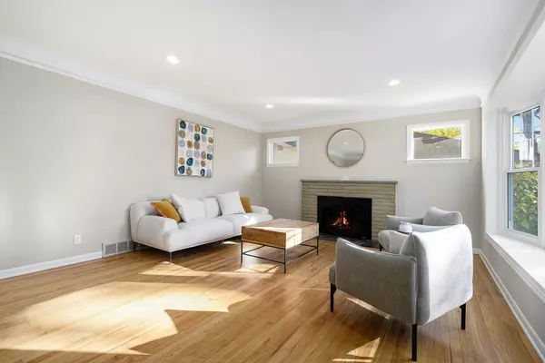 Ann Arbor, MI 48104,1215 Brooklyn Avenue