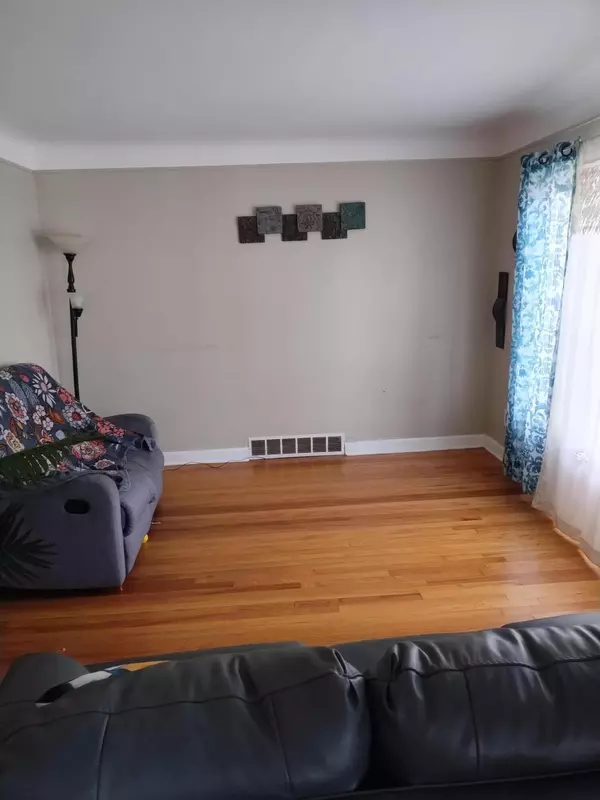 Eastpointe, MI 48021,23058 Donald Avenue