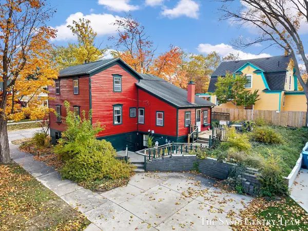 Grand Haven, MI 49417,201 S 4th Street