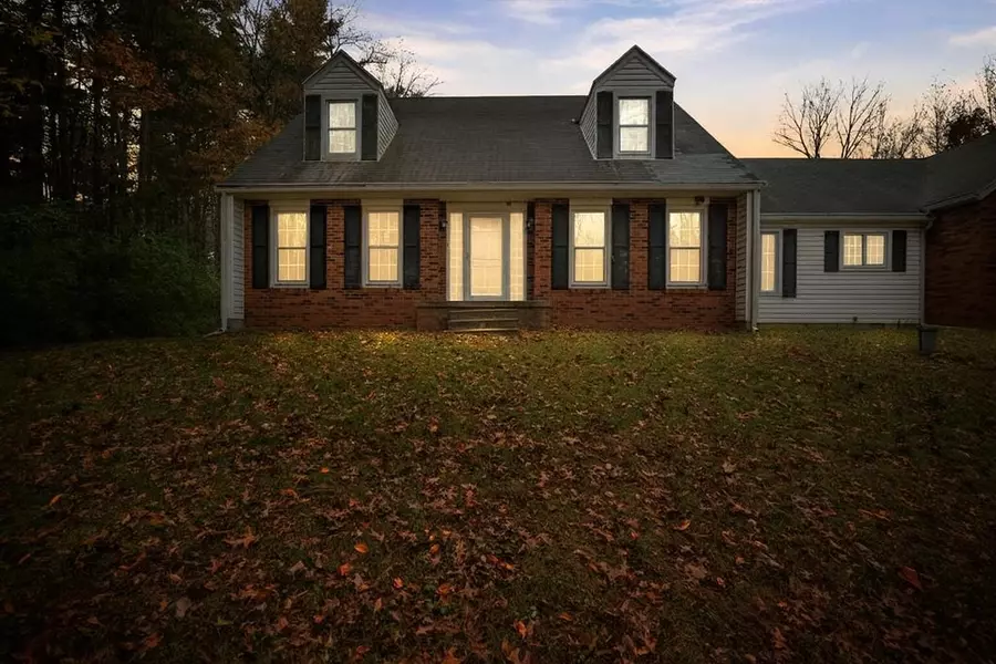 11781 Secor Road, Petersburg, MI 49270