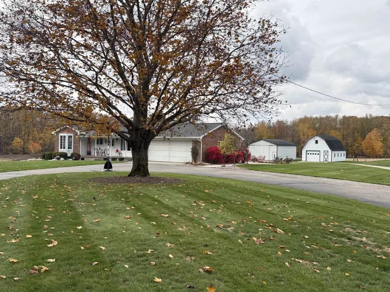 9277 Ivanrest SW Avenue, Byron Center, MI 49315