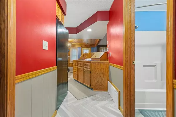 Newaygo, MI 49337,202 S Clay Street