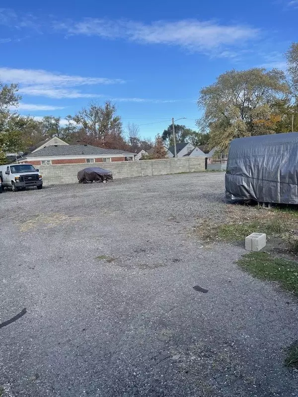 Redford, MI 48239,22512 W Warren Avenue