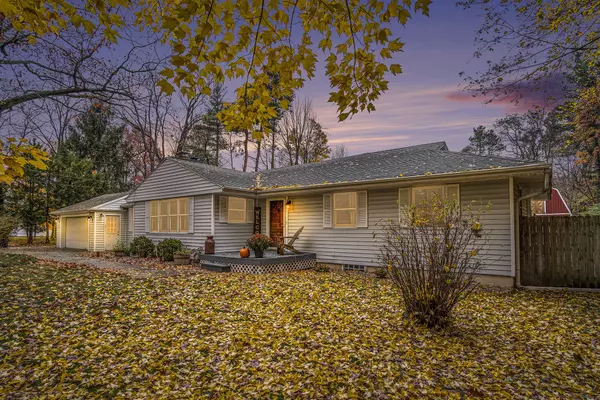 Ada, MI 49301,5505 Fulton NE Street