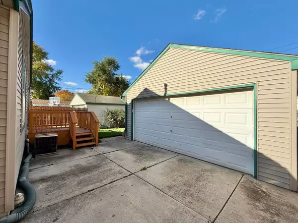 Melvindale, MI 48122,17345 Hanna Street