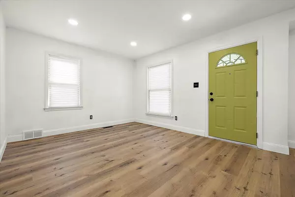 Detroit, MI 48224,6106 Oldtown Street