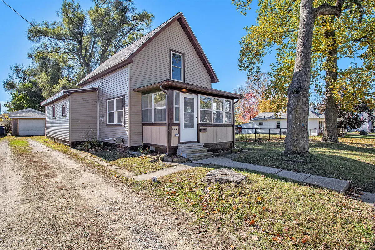 Jackson, MI 49202,127 W Argyle Street