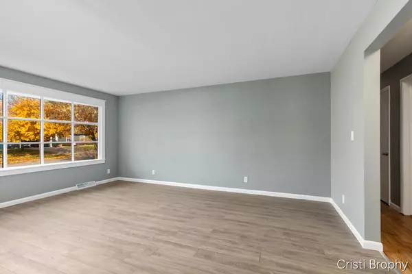 Grand Rapids, MI 49506,2538 Berwyck SE Road