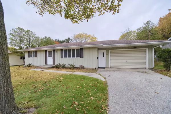 Manistee, MI 49660,820 Robinson Street