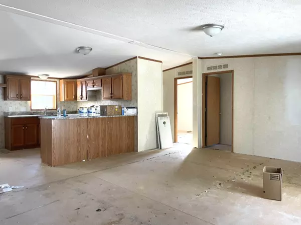 Trenton, MI 48183,3900 W Jefferson Avenue