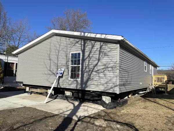 Trenton, MI 48183,3900 W Jefferson Avenue