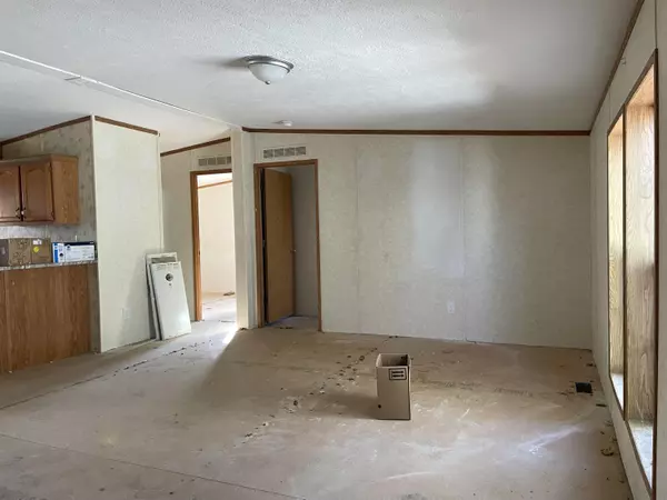 Trenton, MI 48183,3900 W Jefferson Avenue