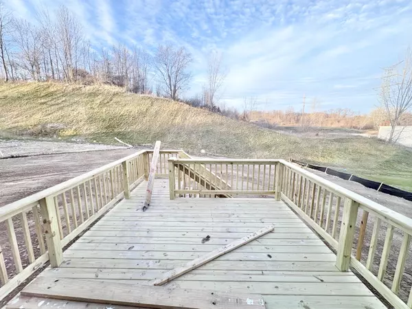 Caledonia, MI 49316,5949 Valley Point SE Drive