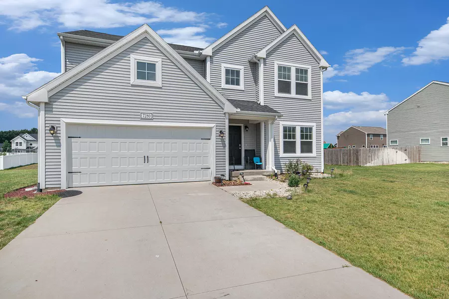 7280 Hopkinton Drive, Kalamazoo, MI 49009