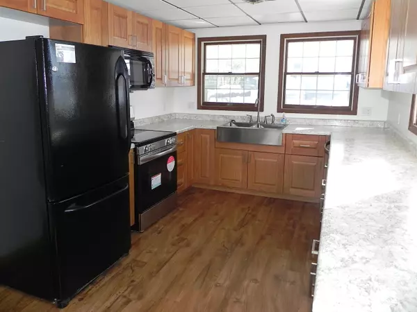 Sturgis, MI 49091,27304 Oak Drive