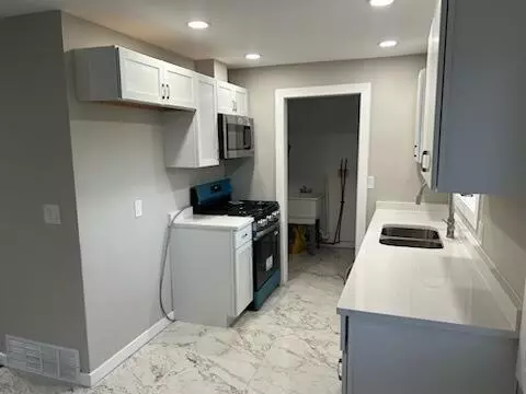 Ypsilanti, MI 48198,830 Eugene Street