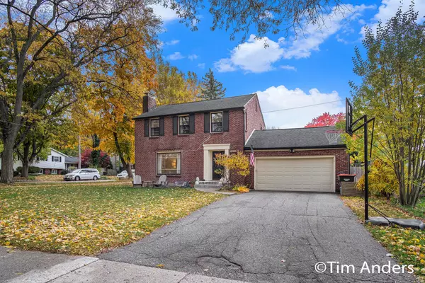 Grand Rapids, MI 49506,2324 Estelle SE Drive