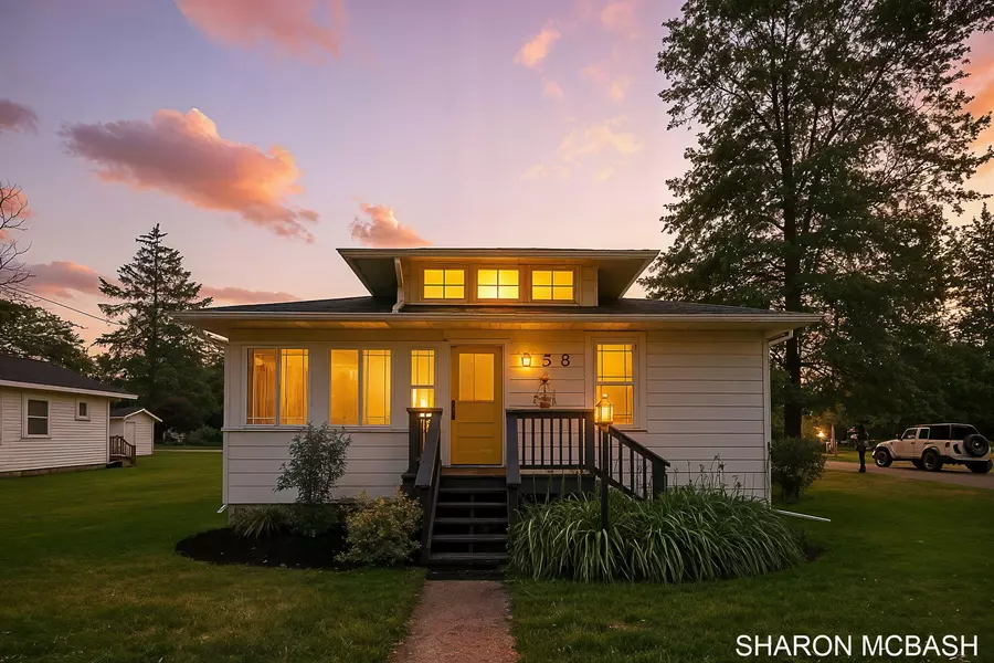 658 Allegan Street, Saugatuck, MI 49453